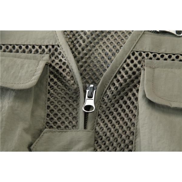 Diseñador de verano Casual Biker Multi-pocket Mesh Utility Respirante Pesca sin mangas Tamaño más chalecos y chalecos para hombres