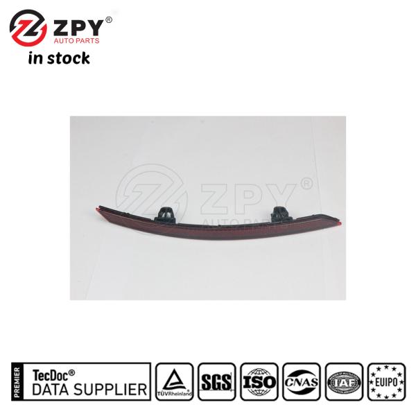 ZPY 6RF945105 Rear Bumper Reflector for VW Polo Audi