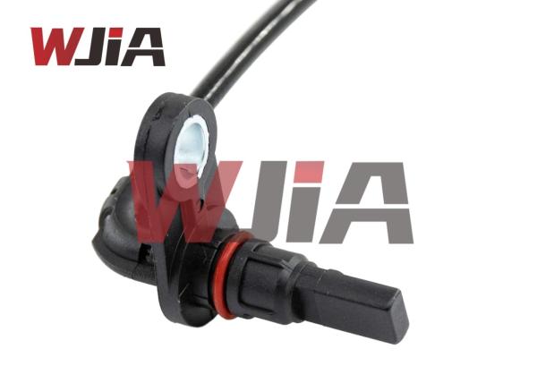 89546-0K240 89545-0K240 Front And Rear Wheel ABS Sensor For Toyota Hilux 2015 - 2022