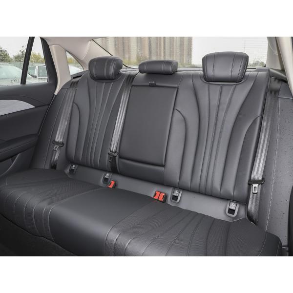 Medium Sized Gasoline Automobile Faw Hongqi H5 Sedan Vehicle 124kW