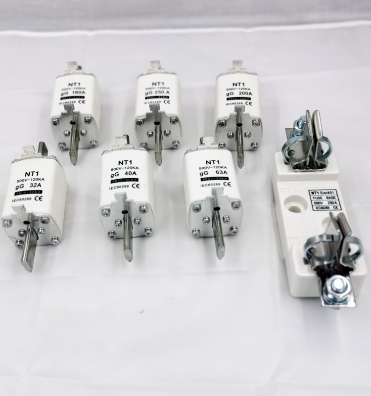 High Breaking Capacity 500V 120KA 200A HRC Ceramic/Copper Fuse Link Low Voltage Fuse Block Thermal Usage CE/TUV Certified