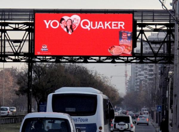 Panneau d'affichage de publicité mené par Digital