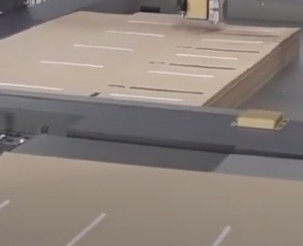 клеить машину для дисплея POS и больших положенных в коробку нештатных sharped элементов рифленого и cardboadboxes пены упаковывая