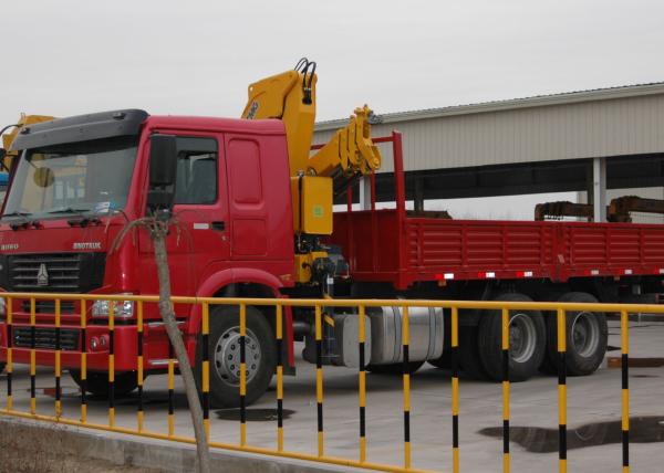Durable 11meters Truck Mounted Crane 6.3T Used  for Lifting Construction Materials