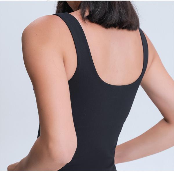 Wholesale Solid Color Minimalistic Padded Sports Tank Tops Women's Sportwear Fitness Clothing