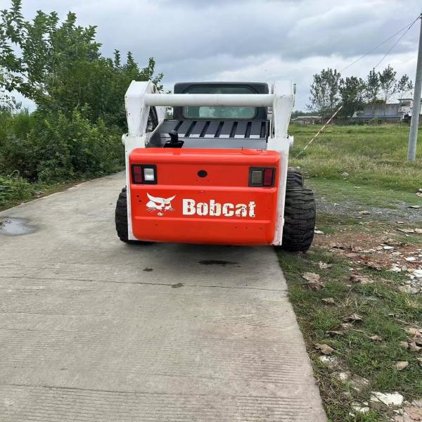 60KW Compact Used Skid Loaders Steer Bob S300 11.1km/h 3750kg