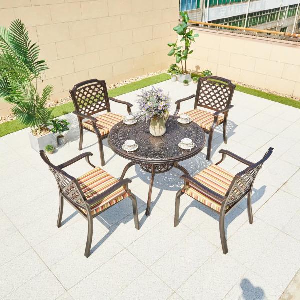 Round Red Copper Color Cast Aluminum Garden Furniture Table and Chairs for in Gardens