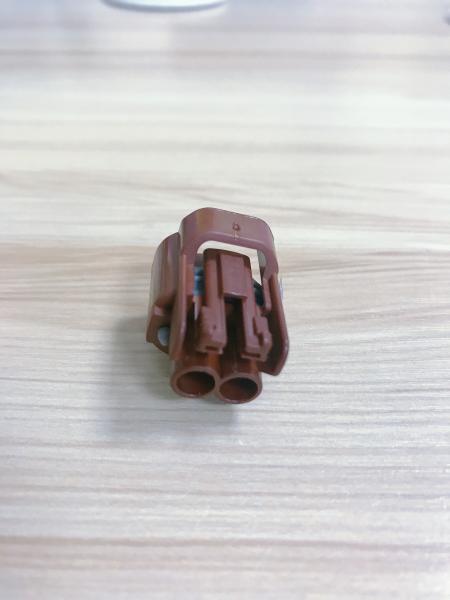 Female Weatherproof Automotive Electrical Connectors 2 Pin Brown Color