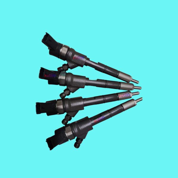 Auto Common Rail Diesel Fuel Injectors For Komatsu PC70-8 PC110-8 PC130-8 4D95 OEM 0445110307 6271113100