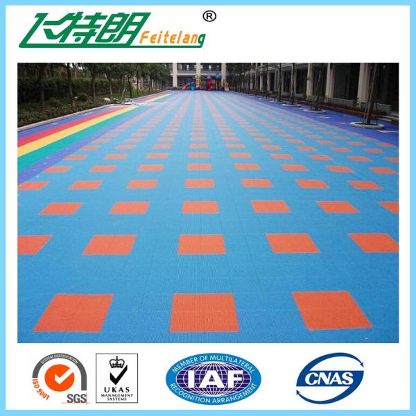 Yellow Hockey Court Indoor Sports Flooring No Toxic Interlocking PP Tile