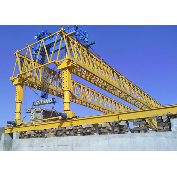 Double Truss Type Bridge Erection Machine High Security With Hydraulic System