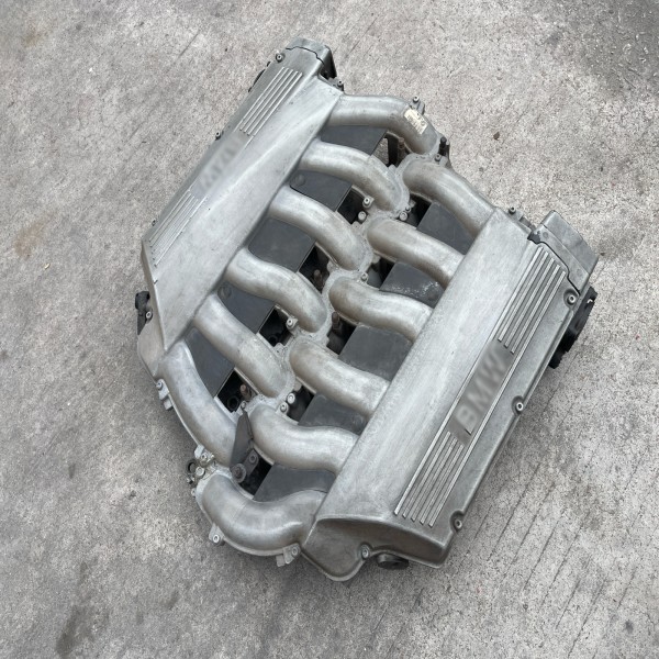 Classic High Quality 7 Series E65 E66 Engine Intake Manifold N73 V12 Intake Line Intake Pressure Sensor for BMW