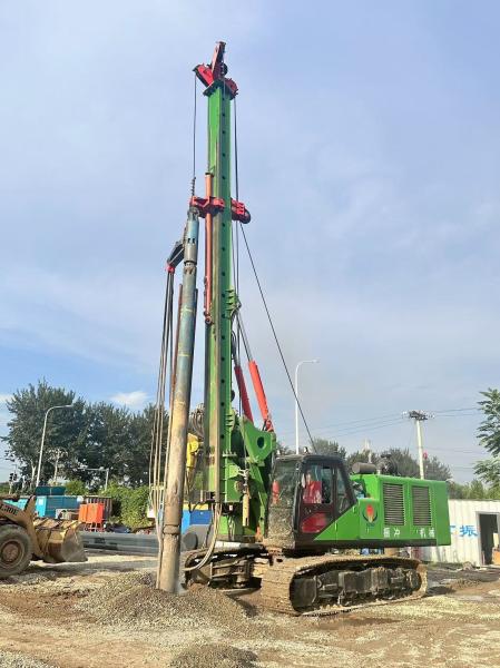 BVEM 29Nm eccentric moment  hydraulic vibroflot drilling rig equipped sharing hydraulic power system