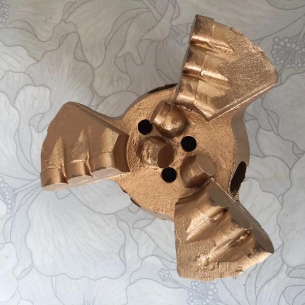 API Thread Drag Bits For Water Well Drilling High Wear Resistant