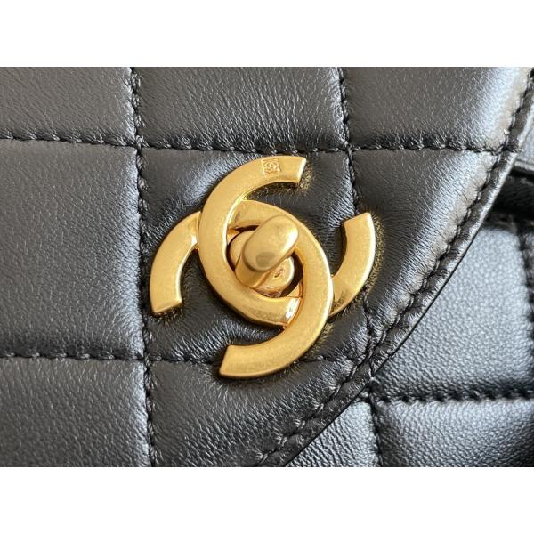 Chanel Leather Flap Designer Brand baladent Diamond Quilted For Women 1994-1996