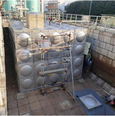 Réservoir d'eau en acier inoxydable SS304 vertical pour l'eau potable industrielle