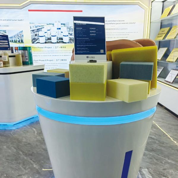A17: LH-5220 Catalysts Polyurethane Foaming Additive For Soft Foam Improve the softness of the sponge products.