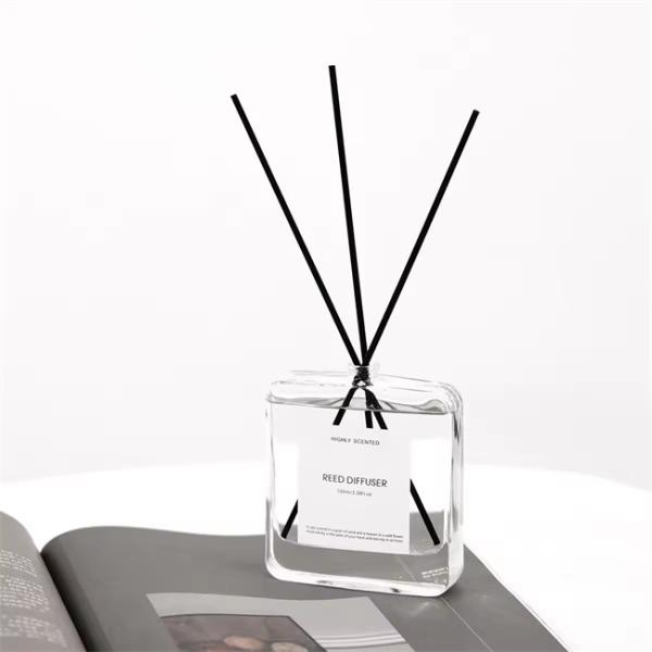 Custom Private Natural Stick Transparent Glass Bottle Luxury Reed Diffuser With Gift Box
