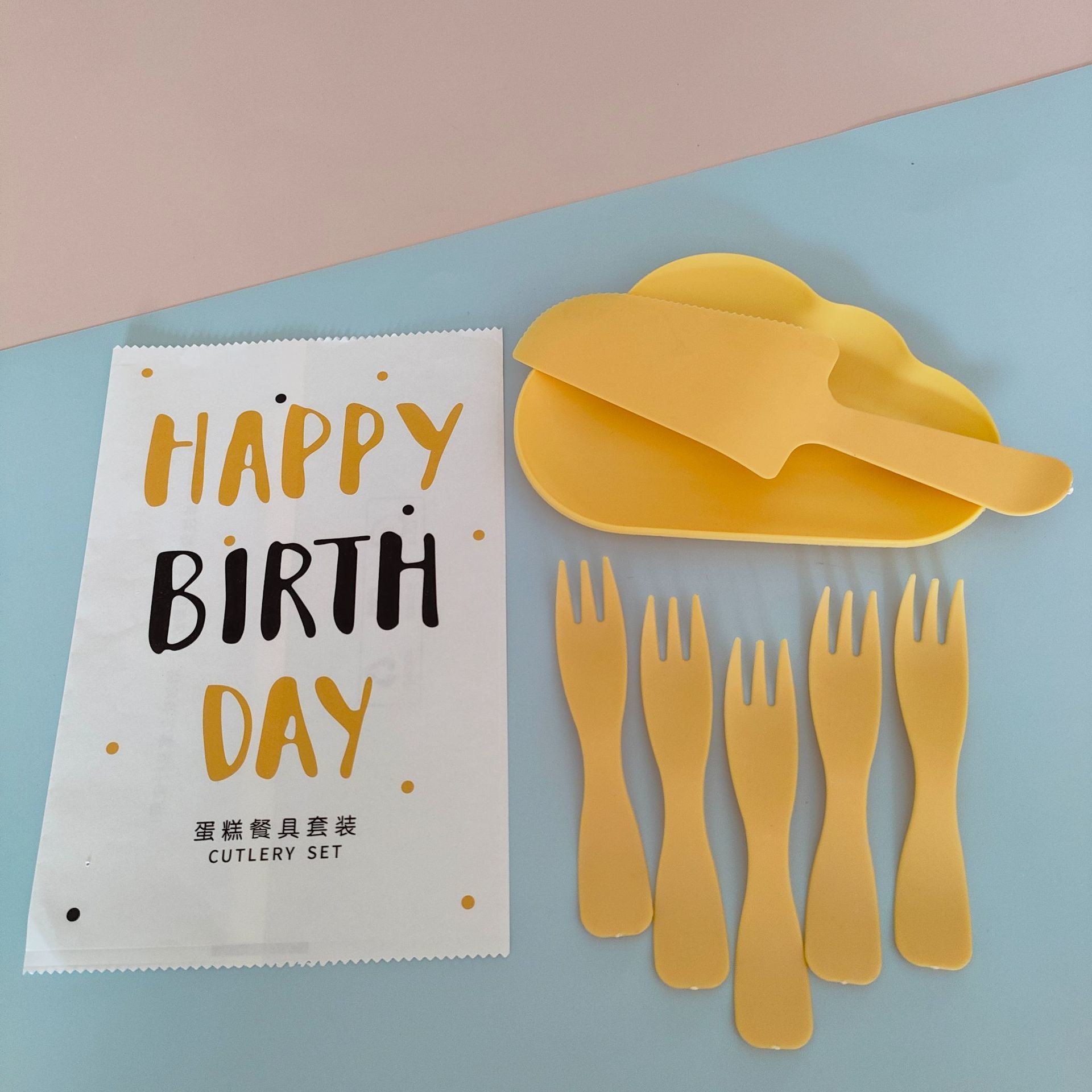 Creative Design Plastic Disposable Cake Cutlery Suit with Birthday Cake Knife and Fork Set