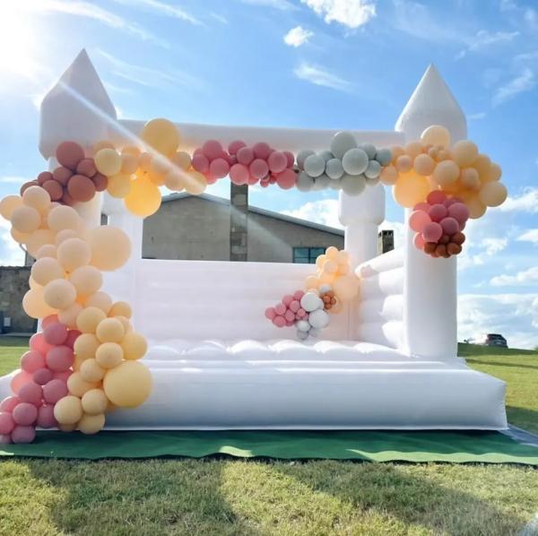 13x13 Venda comercial de PVC inflável casa de saltos branca salto castelo para crianças porta-vozes de casamento