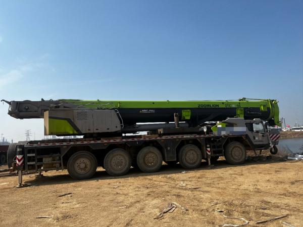 Zoomlion Lifting Equipment High Quality Construction Machinery Official Truck Crane Lift 200 Ton Mobile Crane