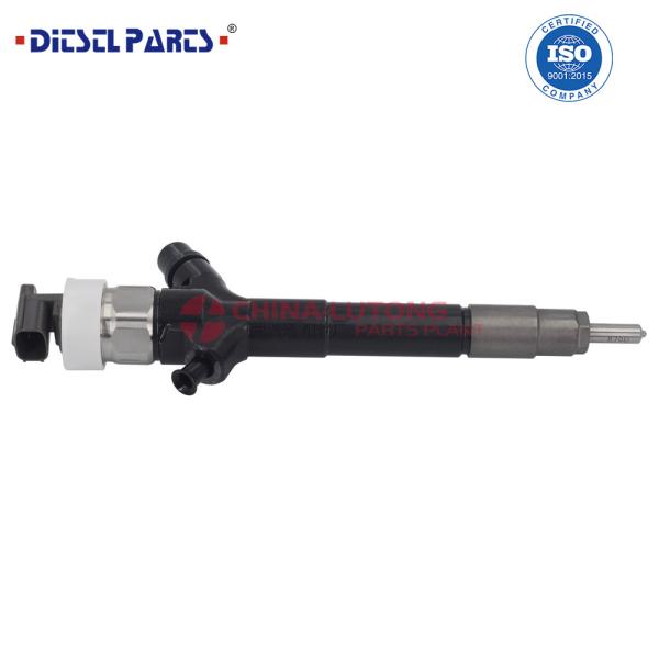 Fuel Injector 2367009360 Diesel Common Rail Injector for Toyota 2KD-FTV Injector 23670-09360 2367009360 for Hilux 2.5L 1KD-FTV 2KD-FTV 2KD-FTV Injector 23670-09360 For DENSO Injection Diesel