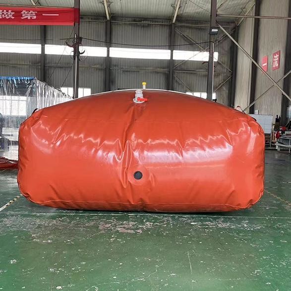 Corrosion Resistant Flexible Fuel Tank for Safe and Convenient Transportation