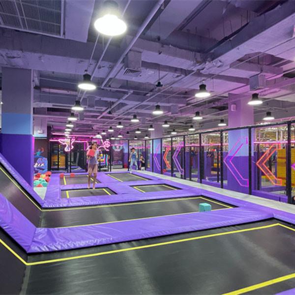 Trampoline pour enfants avec caoutchouc EPDM pour un jeu extérieur sûr