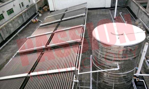 58mm *1800mm 3000L Evacuated Vacuum Tube Solar Collector Three Target Solar Energy Collectors