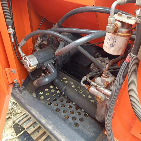 5.5 toneladas de equipos usados de excavadoras Kubota para agricultura e ingeniería municipal