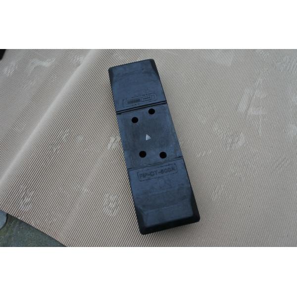 резиновые колодки РП экскаватора ø20 600мм - СТ - 600А - М20 для Хитатч и серий