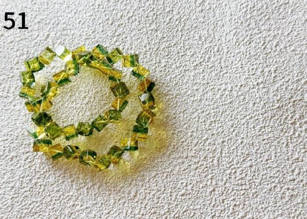Bicolor stone crystal Stimulate vitality Relieve stress Health and safety