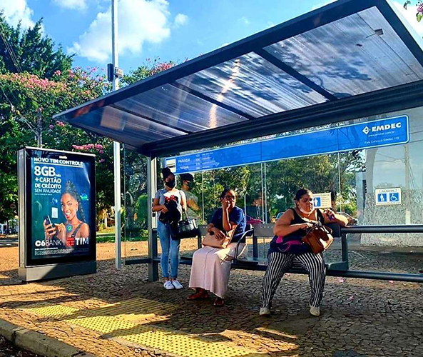 Éclat extérieur A du Signage 2500nits d'annonces de Digital 75 de pouce de haute qualité pour l'aubette