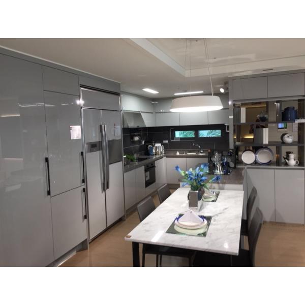 Неофициальные советники президента делают листы водостойким MDF зерна 18mm деревянные