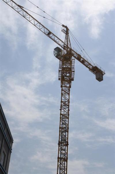 Self Erecting Potain Tower Crane 12 Tons , 1.6x1.6x3m Mast Section