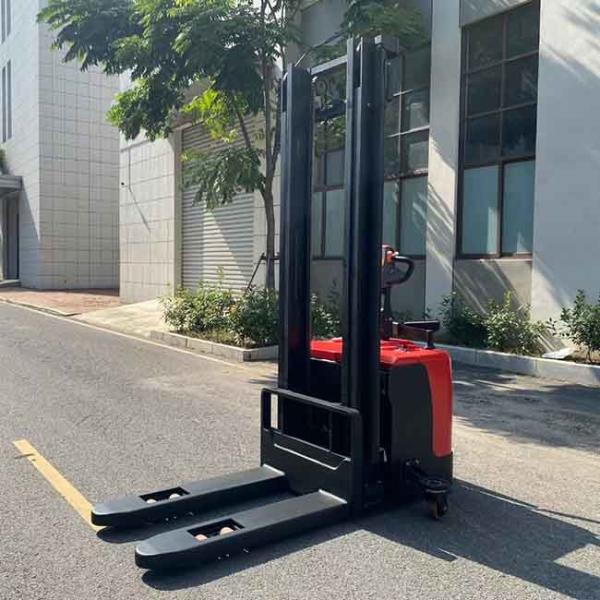 3000kgs Walkie Pallet Stacker Lead Acid Battery Powered Pallet Stacker