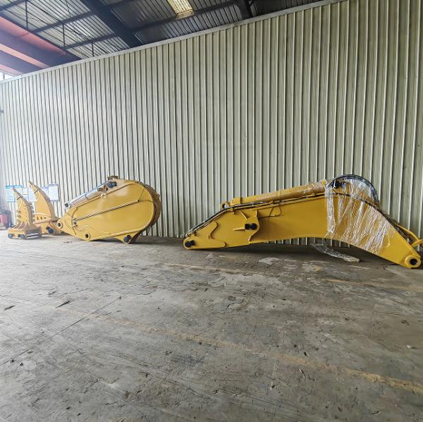 Antiwear Sturdy Excavator Stump Ripper , Doosan Bucket Ripper Attachment Rock Arm Ripper
