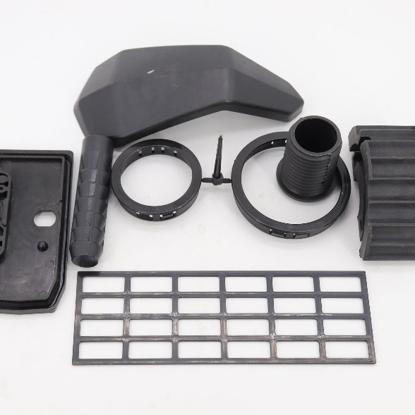 Las piezas automotrices del moldeo a presión de la alta precisión ABS/PP alisan la superficie