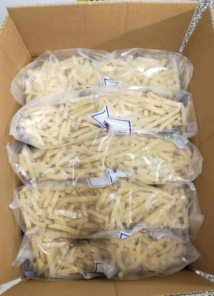 凍結した直切のフライドフライドを荷乗し,間に合う配達