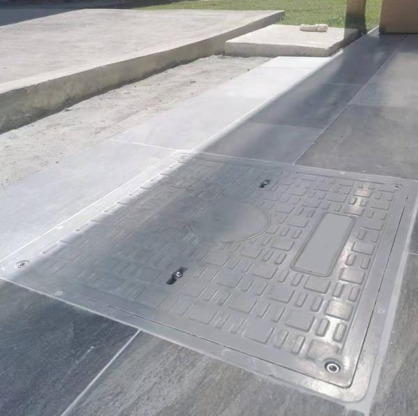 FRP BMC SMC GRP composite résine en fibre de verre Manhole couverture carré pour la route du jardin