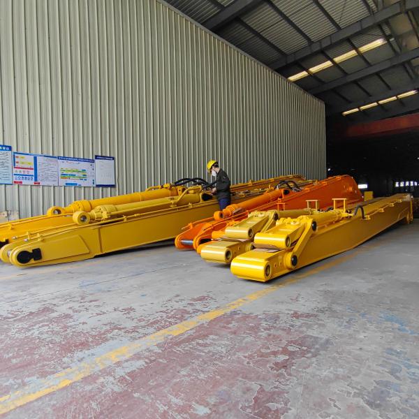 Volvo EC480 Long Reach Boom jaune 26ft-105ft Parfait pour les excavatrices de 20 à 50 tonnes