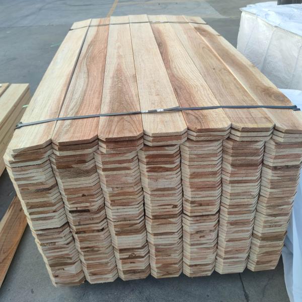 Обработка загородки KD жилого кедра ширины 140/152mm деревянная не покрыла