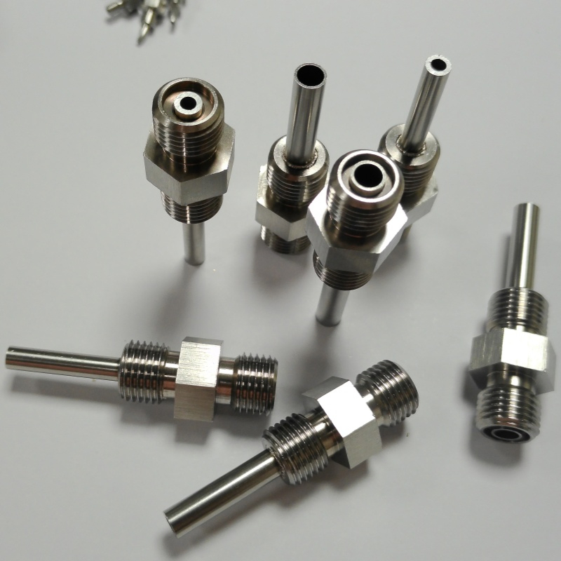 304 Stainless Steel Pipe Double Threaded Spray Needle CNC Medical Accessories Customization