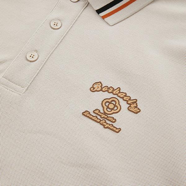 Camiseta branca masculina em algodão pesado com cores e impressão personalizadas
