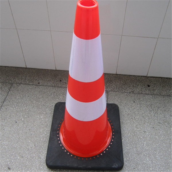 70CM PVC Road Cone Traffic Safety Cone