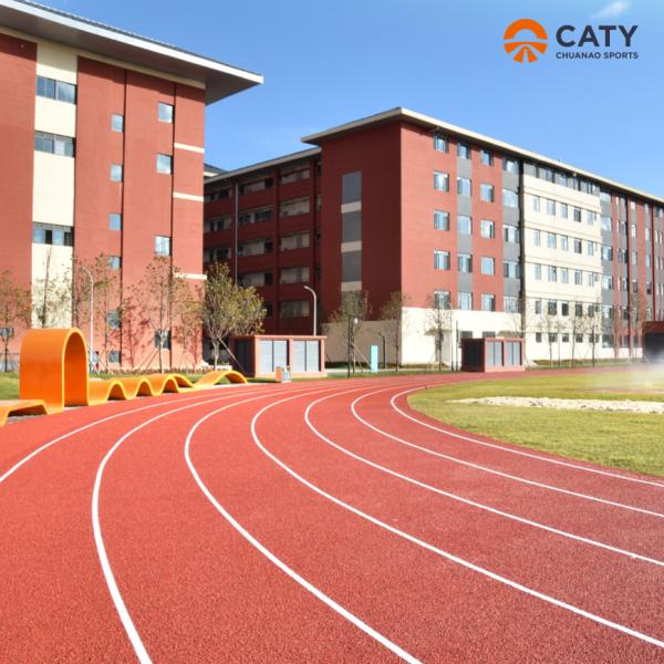 Surface de piste hybride en caoutchouc de polyuréthane pour toutes les conditions météorologiques avec des performances et une durabilité optimales
