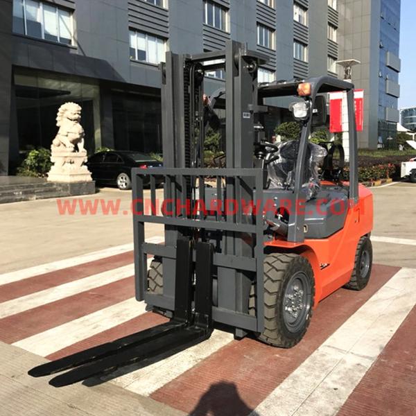1070mm Fork Length LPG Gasoline 3T Reach Forklift Trucks