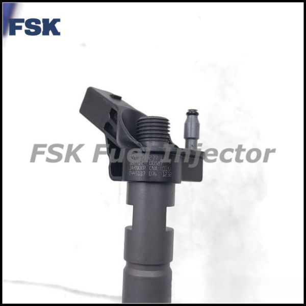 0445117076 High-Efficiency Atomizing Common Rail Fuel Injector, Low Fuel Consumption