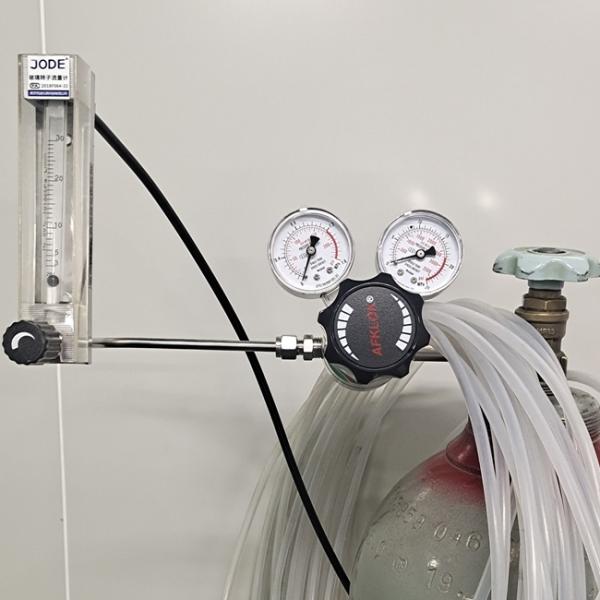 Regulador de presión manorreductor ajustable de aire del nitrógeno de la válvula del CE con el indicador