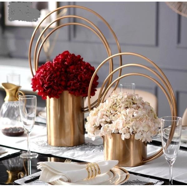 Brass Gold Iron ODM elegant flower vase For Wedding Accessories
